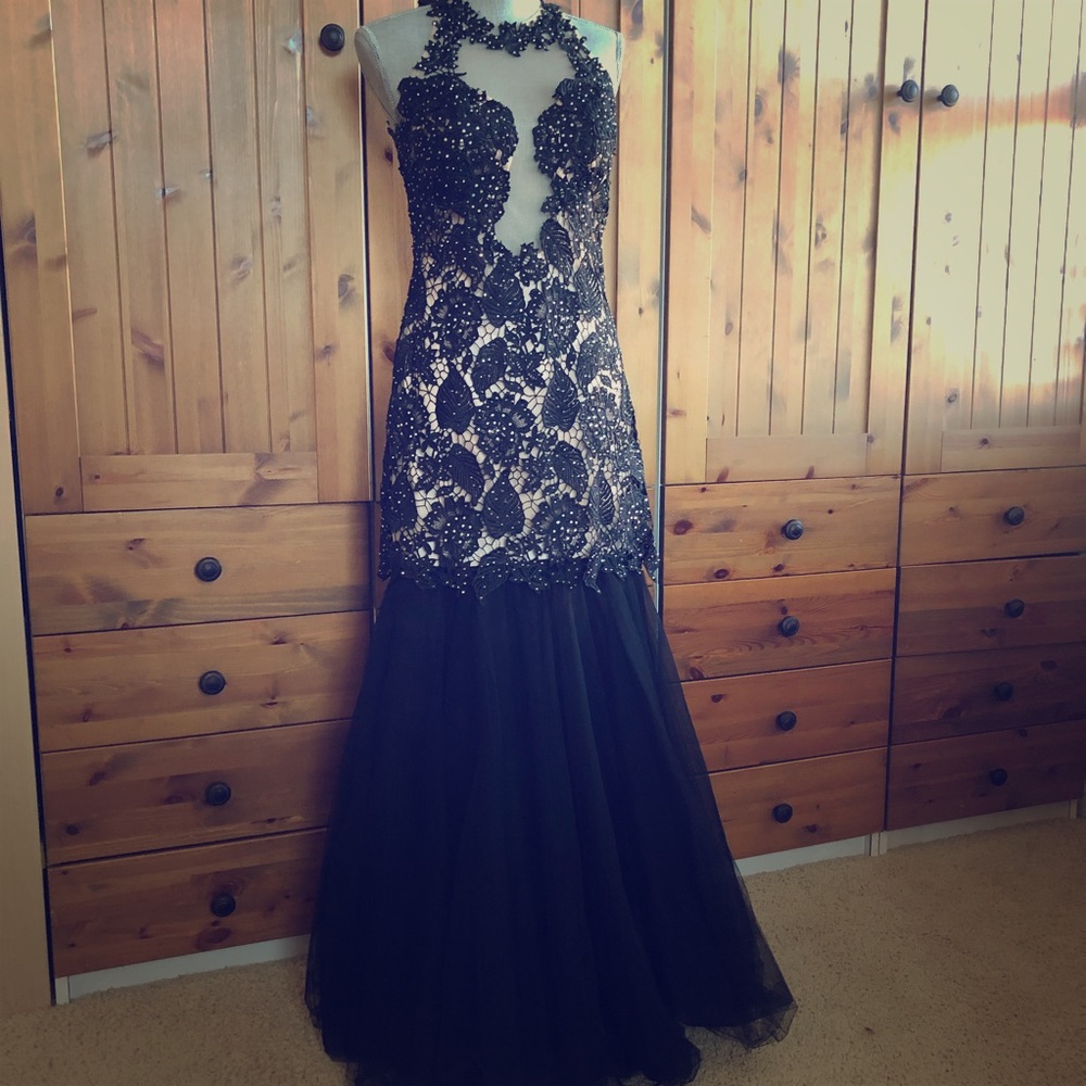 🎉HP🎉 Sherri Hill Lace Tulle Prom Homecoming